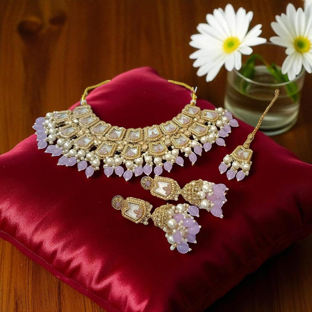 myFashion Bridal Choker Set with Turquoise Beads, Pearls, Gold Tone, Traditional Indian Jewelry with Earrings and Maang Tikka