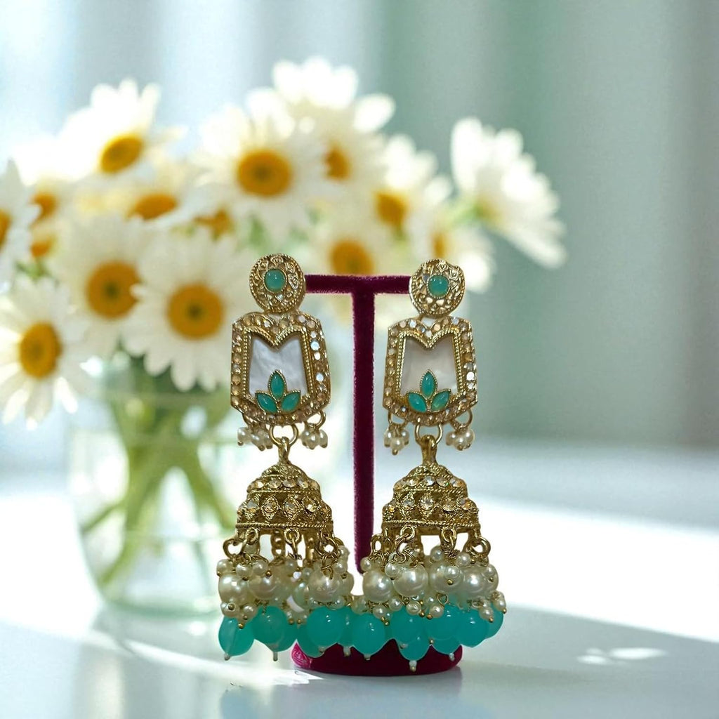 myFashion Bridal Choker Set with Turquoise Beads, Pearls, Gold Tone, Traditional Indian Jewelry with Earrings and Maang Tikka