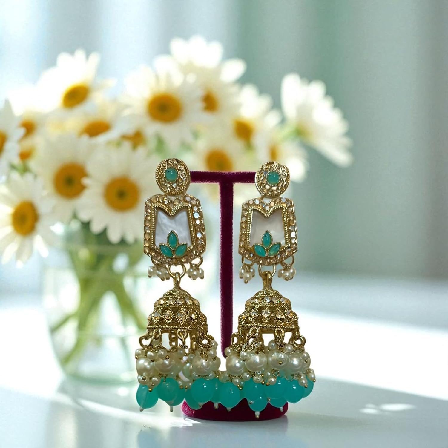 myFashion Bridal Choker Set with Turquoise Beads, Pearls, Gold Tone, Traditional Indian Jewelry with Earrings and Maang Tikka