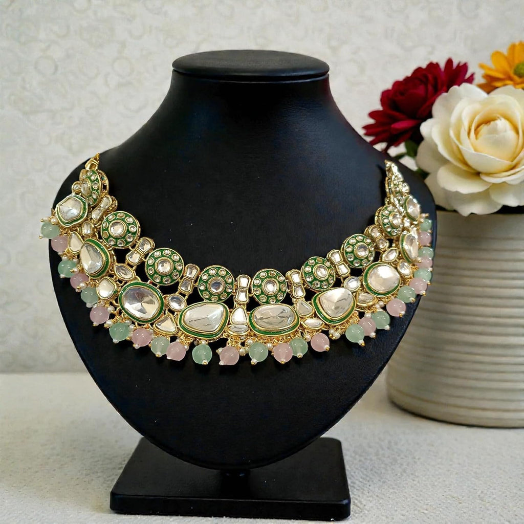 Bridal Kundan Choker Necklace Set with Jhumka Earrings & Maang Tikka – Traditional Indian Wedding Jewellery (Purple/White / Green / Mint & Pink)