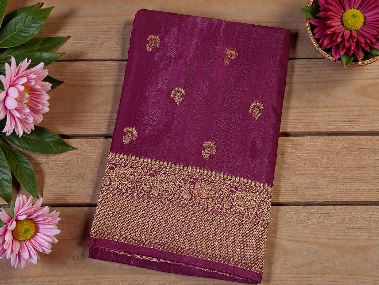 myFashion Banarasi Tussar saree with woven Border and Pallu