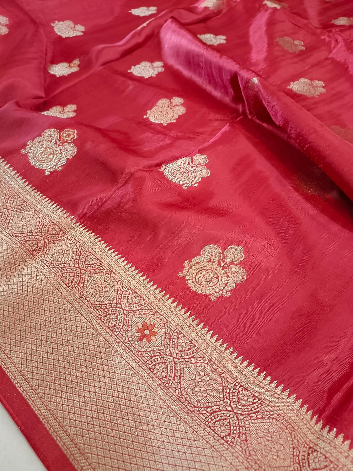 myFashion Tussar Banarasi saree with woven pattern border and pallu