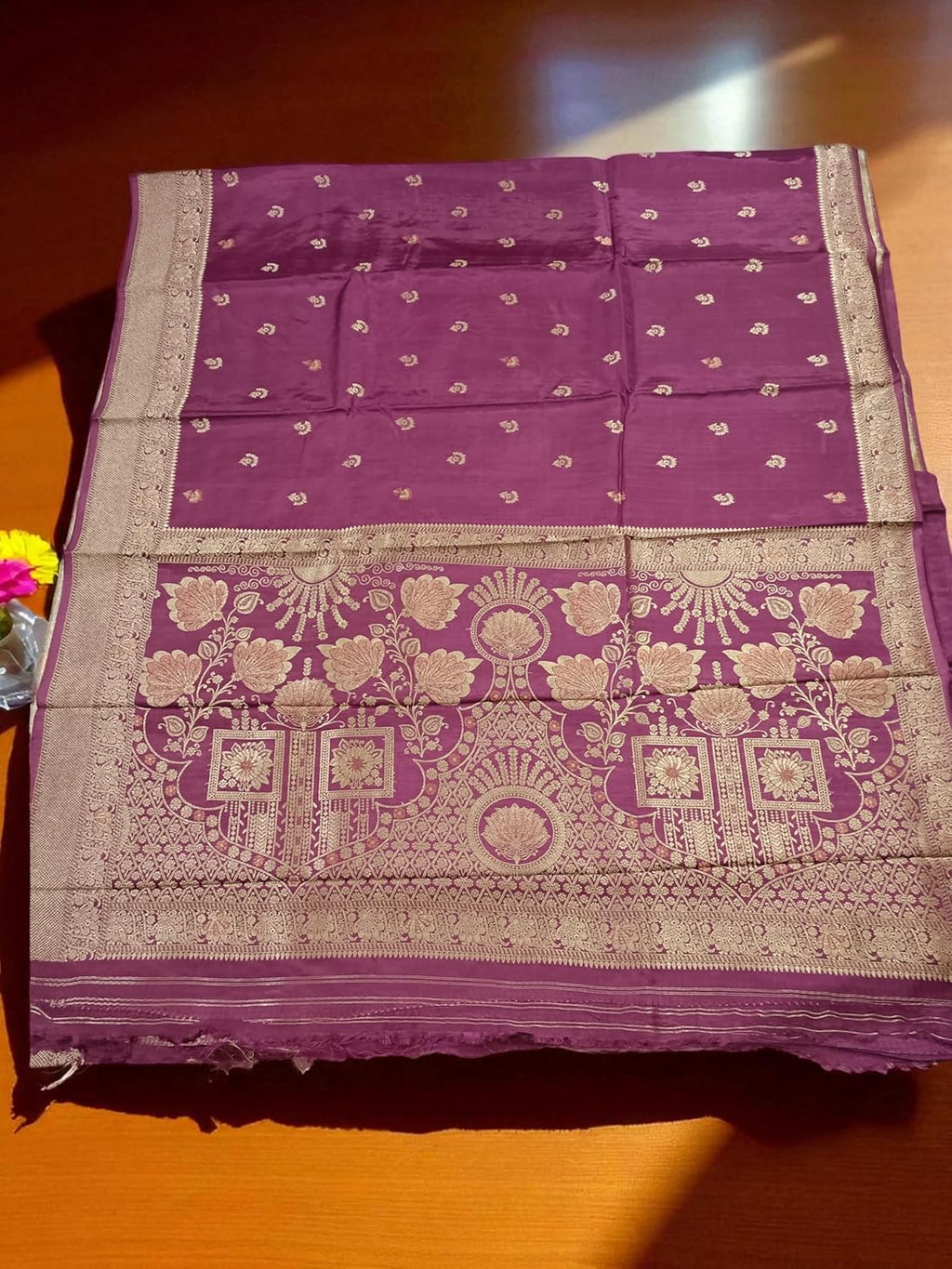 myFashion Banarasi Tussar saree with woven Border and Pallu