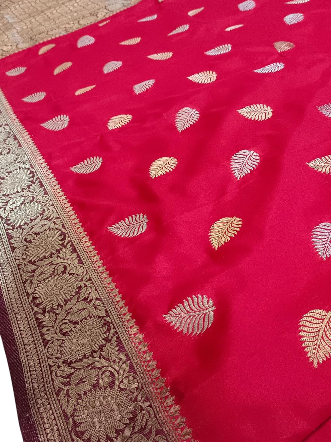 myFashion Banarasi Katan silk saree with Contrast Border, Sona roopa zari leaf pattern
