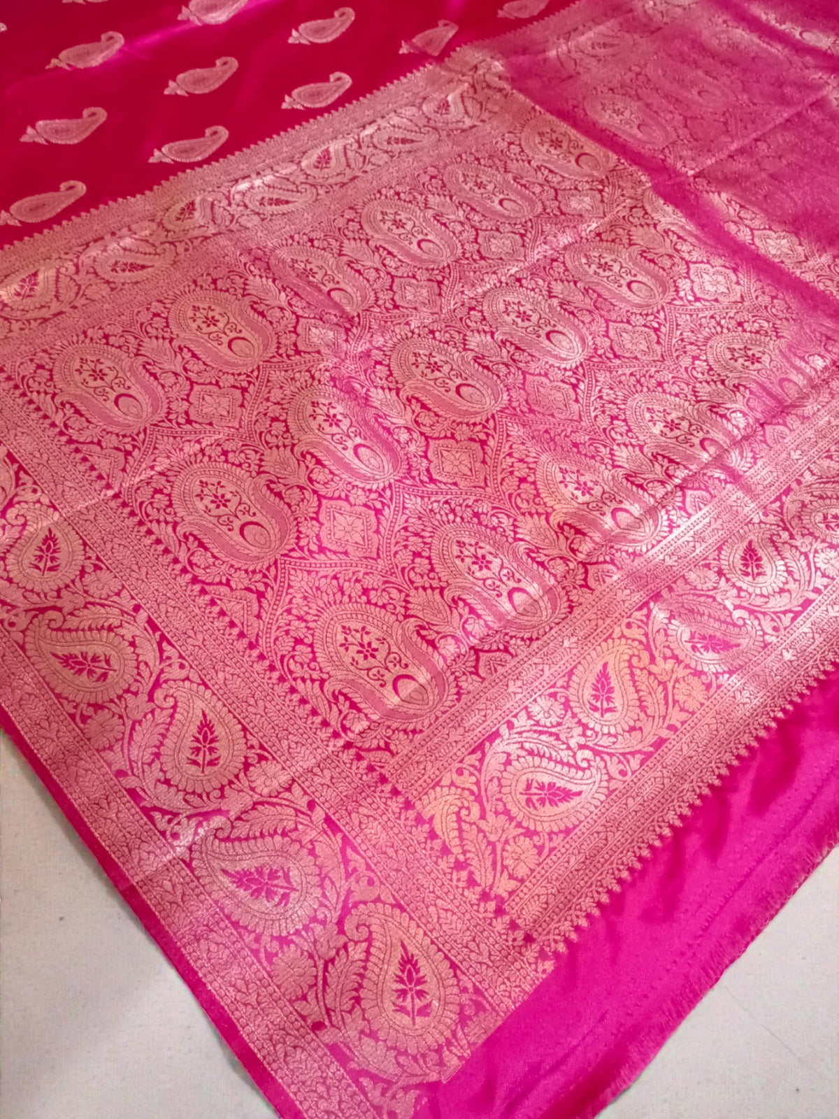 Premium Banarasi Mashru Silk Saree with Glossy shine & Woven Zari Border