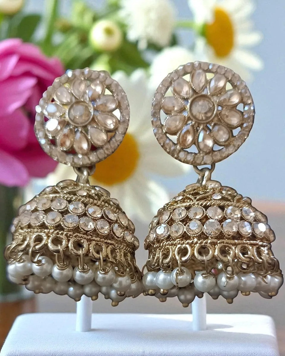 Multi-Layer Pearl Kundan Choker Set with Maang Tikka & Jhumka Earrings – Bridal Statement Jewellery