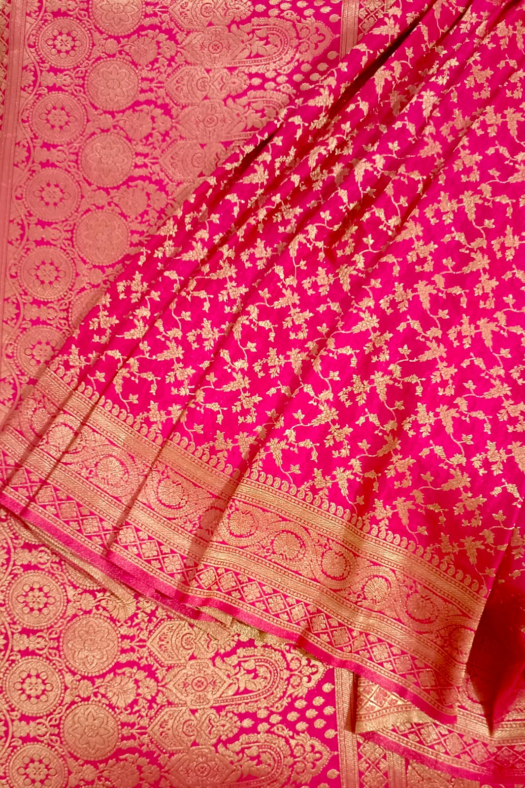 Banarasi Chinon Silk Jaal work  Rani Pink Saree